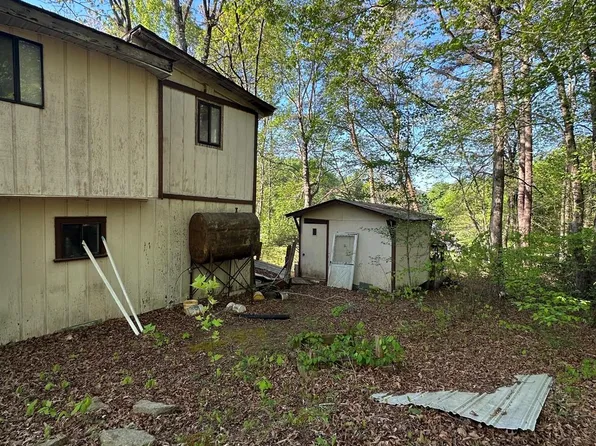 33 Timothys Way, Pisgah Forest, NC 28768