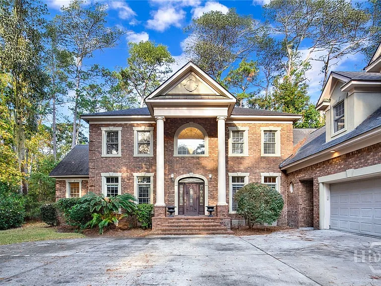 2 Wakefield Pl — Photo 3