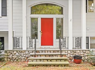 70 Shelter Rock Rd, Stamford, CT 06903