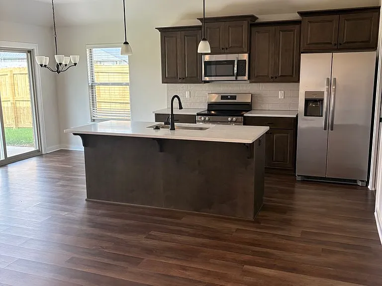 1108 Calla Lily Ave — Photo 3