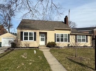 820 Huntington Rd, East Lansing, MI 48823