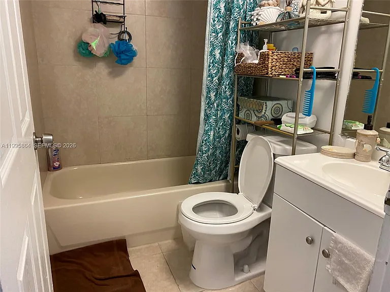 420 NW 12th Ave #43 — Photo 8