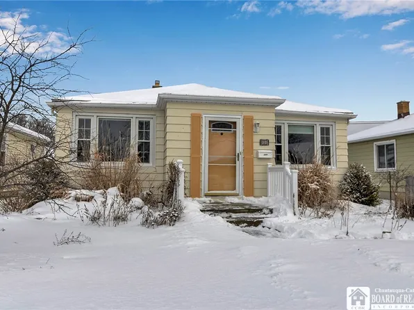 180 Bering Ave, Buffalo, NY 14223