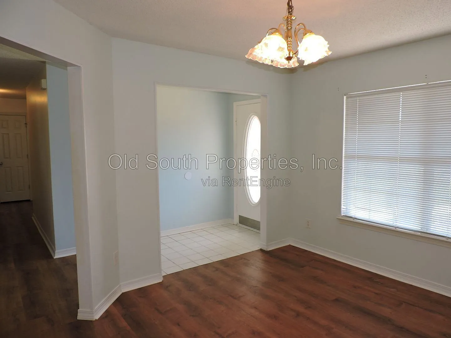 4 bed, 3.0 bath, 2416 sqft, $2,195 — Photo 3