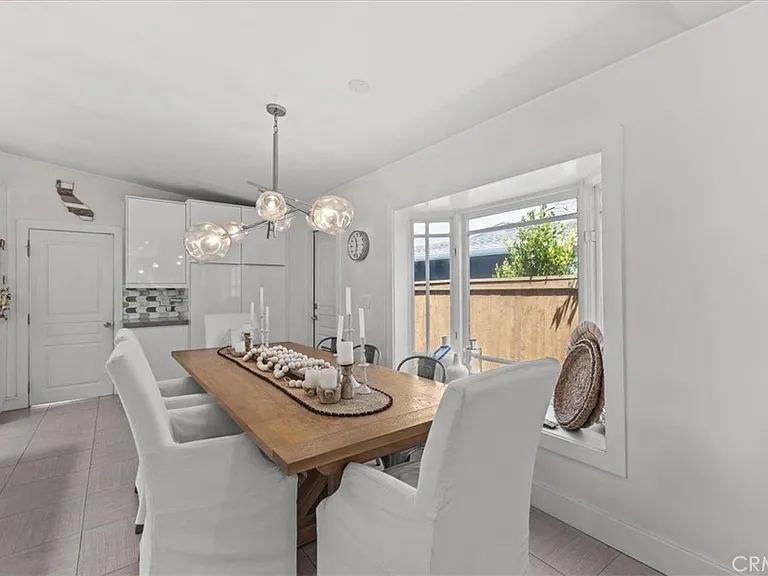 1818 Beryl Ln — Photo 13