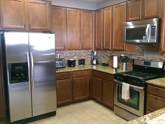 2nd image of 433 Anchor Ln APT 103