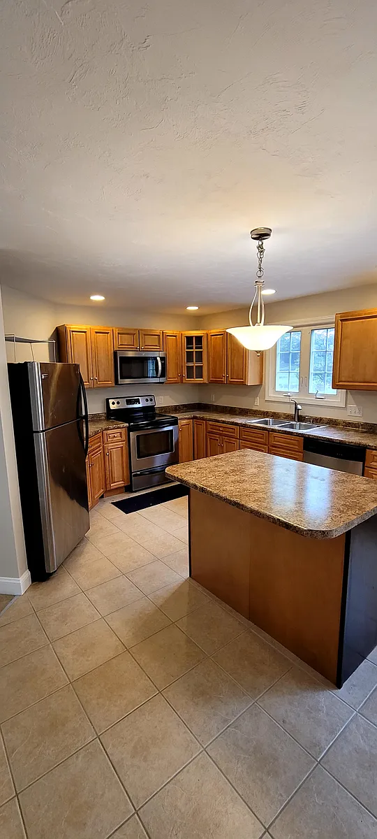 Building Photo - 74 Sagamore Rd #1