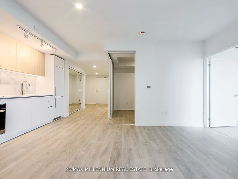 1100 Sheppard Ave W #1133 — Photo 17