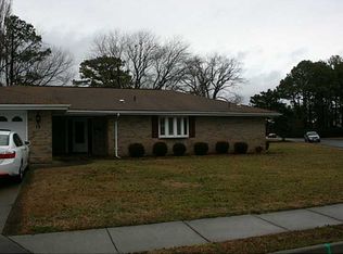 12 Towler Dr, Hampton, VA 23666