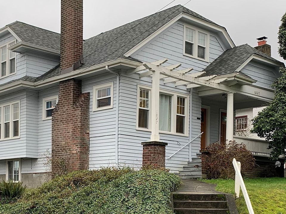 Top floor is the unit.