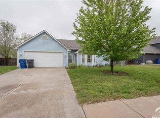 745 Lauren St, Lawrence, KS 66044
