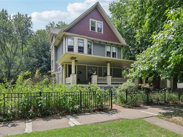4701 Clinton Ave, Cleveland, OH 44102