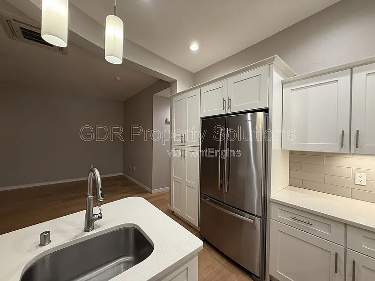 3600 Central Ave SE — Photo 11