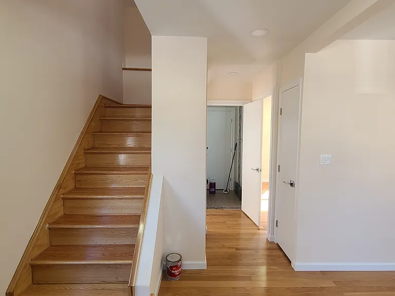 45-27 Auburndale Ln #2 — Photo 7