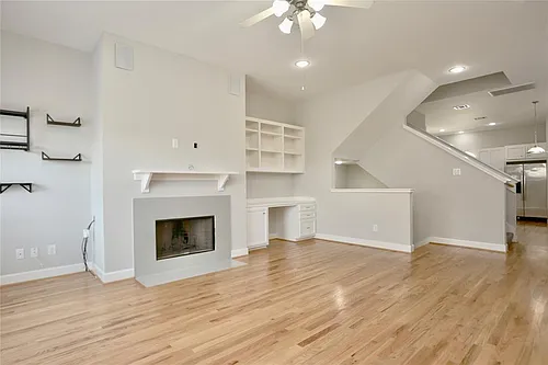 3614 Main Plaza Dr Photo 1