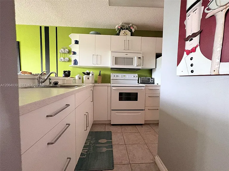 929 Coral Club Dr #929 — Photo 11