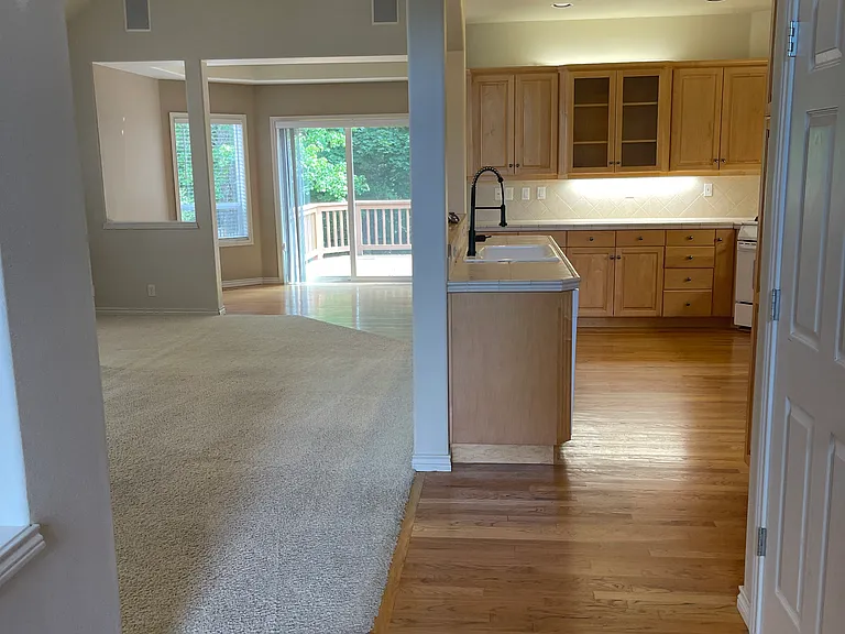 13432 NW Hartford St — Photo 7