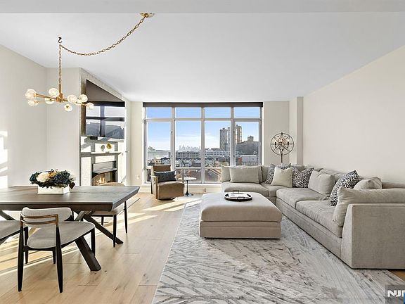 5th image of 8100 River Rd APT 816