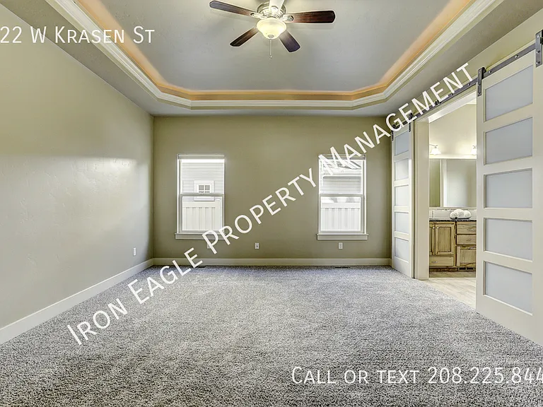 822 W Krasen St — Photo 29