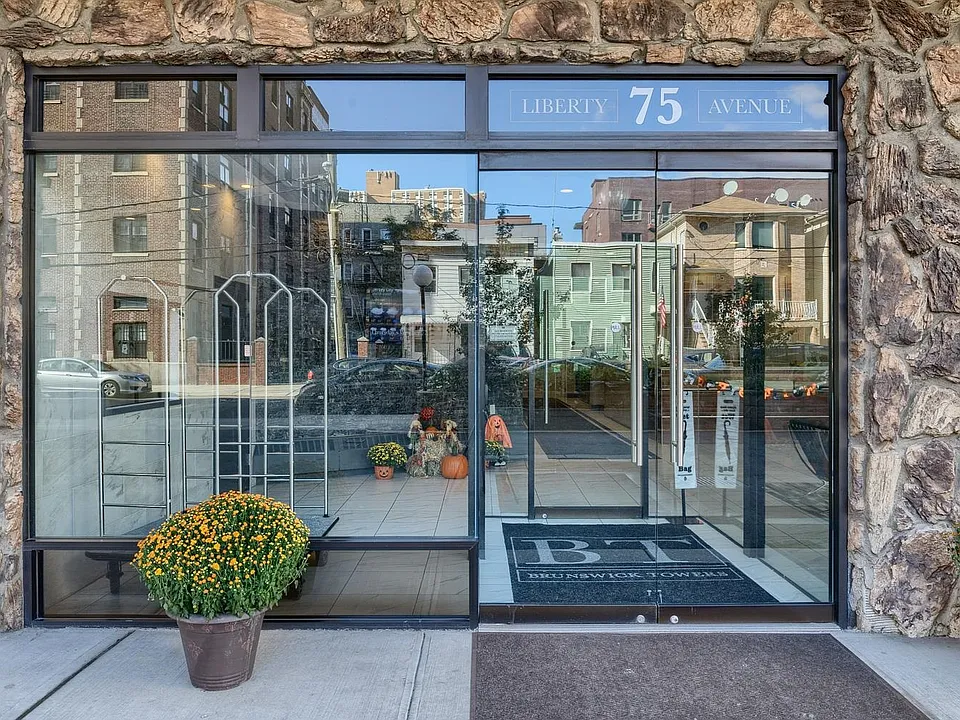 75 Liberty Ave #C32