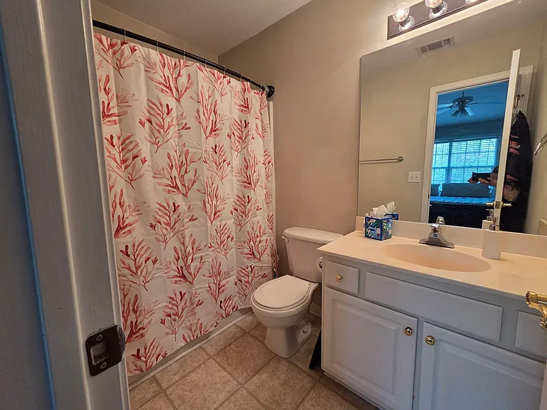 101 Woodlake Dr #406 — Photo 8