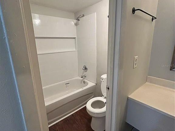 3rd image of 2811 SW Archer Rd APT X203