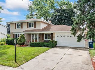 339 Munroe Cir, Des Plaines, IL 60016