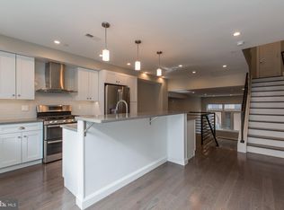 416 Wallace St, Philadelphia, PA 19123