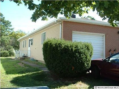 2nd image of 810 Jamaica Blvd