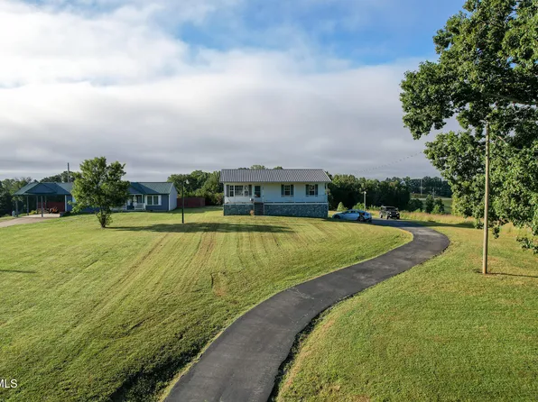 1735 Main St, Mosheim, TN 37818