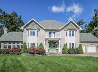 19 Briar Cliff Dr, Wilbraham, MA 01095