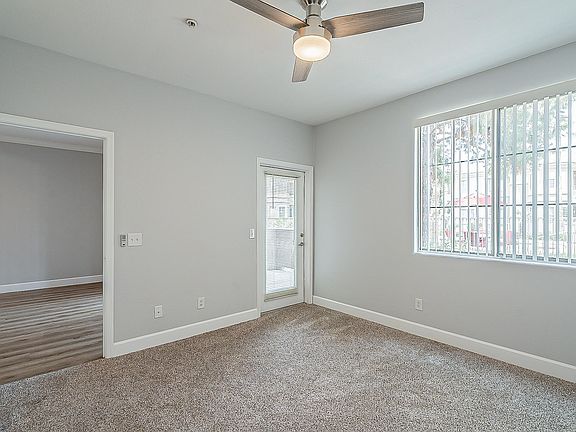 5th image of 1941 S Pierpont Dr APT 1059