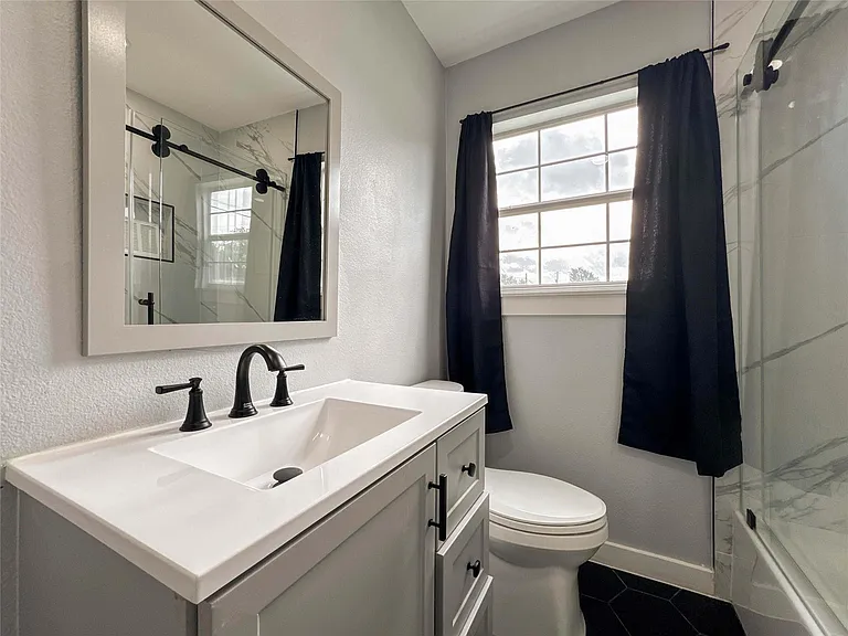 730 Dunkley Dr — Photo 25