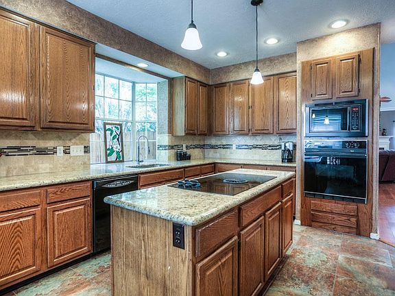 Another view of this stunner