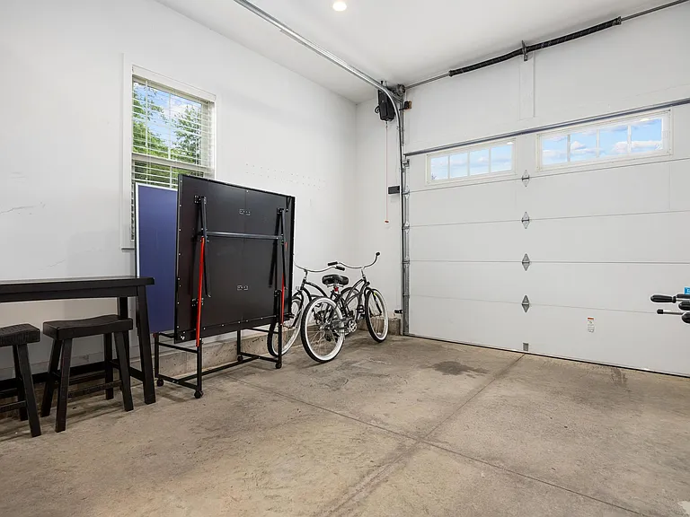 4805 N Columbus Ave — Photo 34