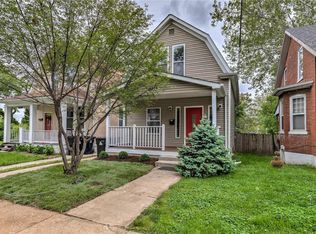 6514 Bartmer Ave, Saint Louis, MO 63130