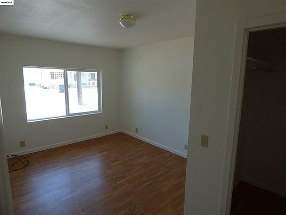 5th image of 1919 1st St