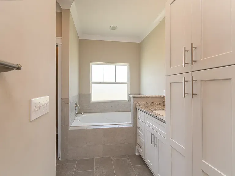 283 Tillis Ln — Photo 10