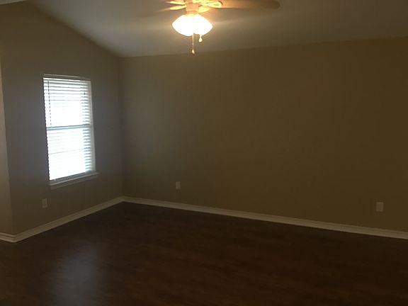 3rd image of 4410 Peppermint Hill Ln