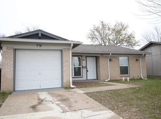 714 Parker Cir, Garland, TX 75040