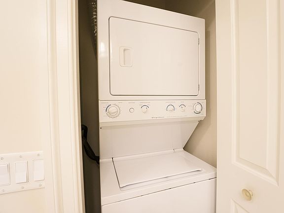 5th image of 38 Maryland Ave Unit 308