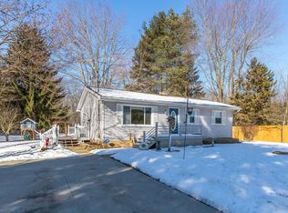 10830 Laingsburg Rd, Laingsburg, MI 48848