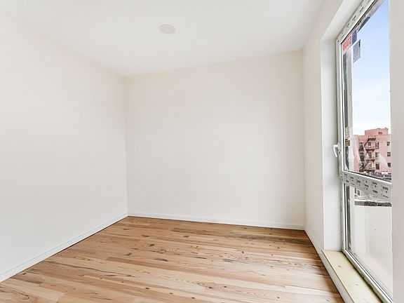 5th image of 457 W 150th St #6C