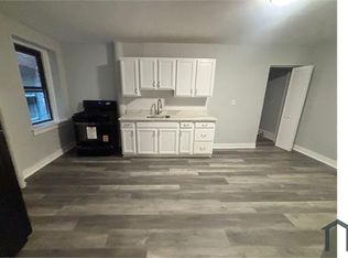 745 Penn Ave #1, Pittsburgh, PA 15221