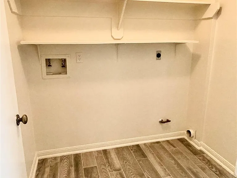 17407 Chamberlain Dr — Photo 22