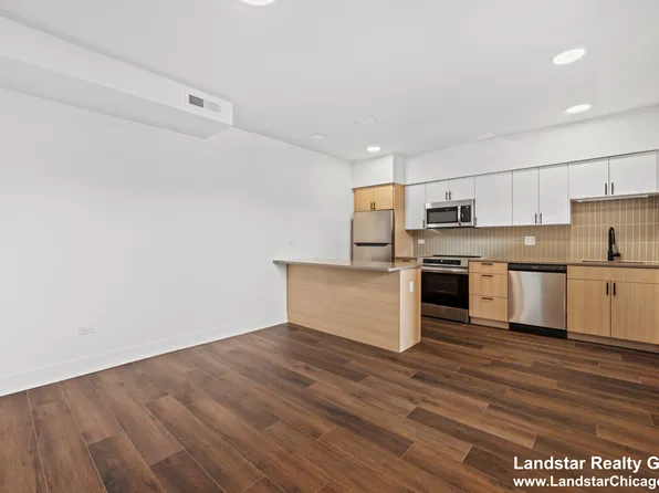 1233 Chicago Ave, Evanston, IL