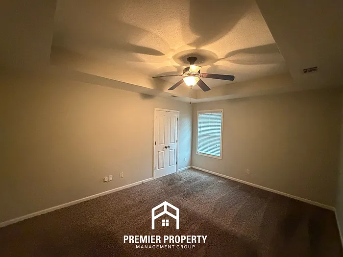437 Barn Wood Rd — Photo 10