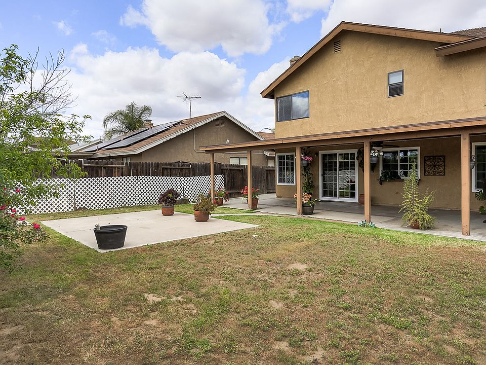 2nd image of 25991 Casa Encantador Dr