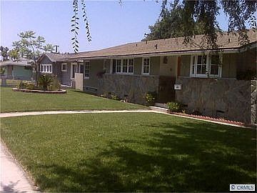 3rd image of 2453 E Lincoln Ave