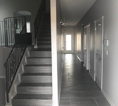 2nd image of 14284 Hunter Creek Dr
